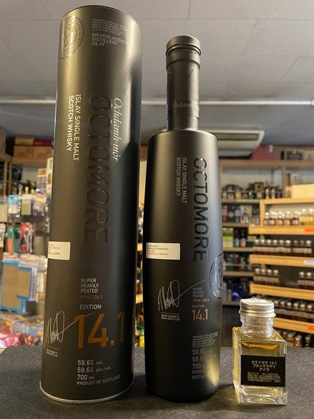 ラガヴーリン 16年 封印あり アイラウィスキー 旧ボトル 700ml 43% ラガヴーリン 16年 封印あり アイラウィスキー 旧ボトル 700ml