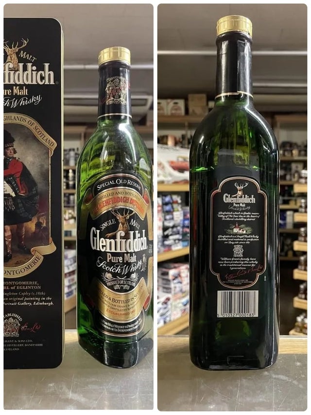 グレンフィディック30年ピュアシングルモルト 200ml 40％ 箱 冊子付き グレンフィディック30年ピュアシングルモルト 200ml 40％ 箱 冊子付き