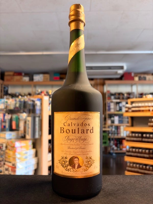 700ml 40% フランス ポムドイヴ クリスタルフルーツ カルヴァドス