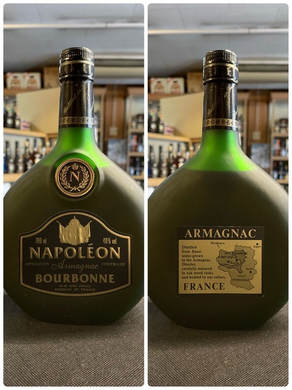 NAPOLÉON アーマニャック 700ml 40%(MI0405-191I B.GELAS&FILS NAPOLÉON アーマニャック 700ml 40%(MI0405-191I B.GELAS&FILS