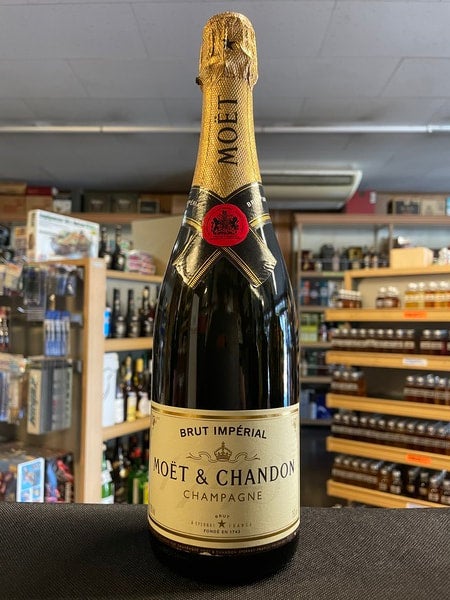 4本セット 未開栓品】【モエシャン 750ml 12% シャンパン】｜ワイン